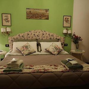 Kamer met een King Size Bed